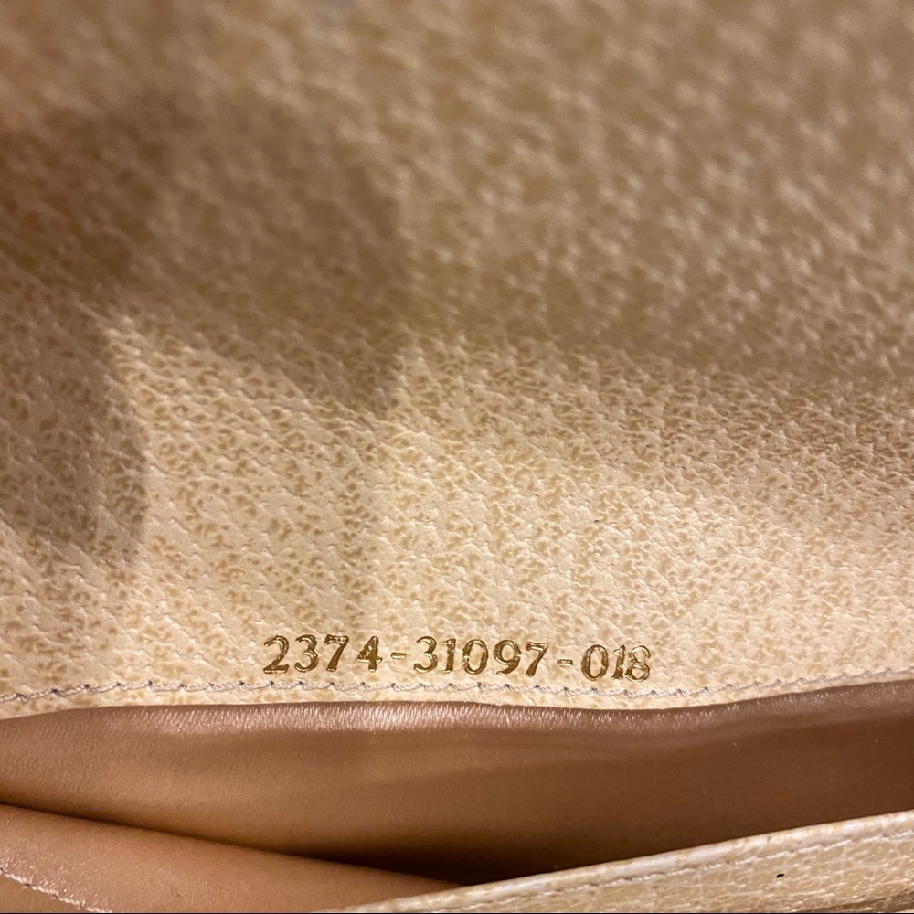 Authentic Fendi Wallet - Picture 9 of 16